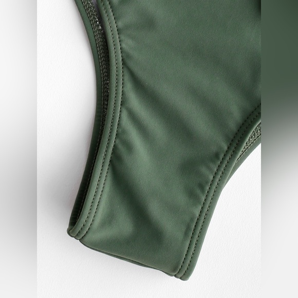 UNVL Cross Cross Bikini Set Lace Up Bikini - Picture 4 of 6